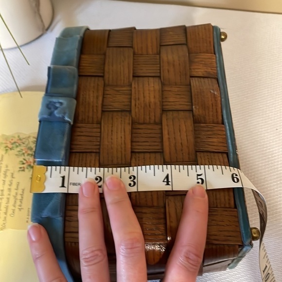 Vintage women’s  basket purse handbag unique handmade floral brown blue white - Picture 9 of 11